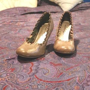 Steve Madden heels size 8